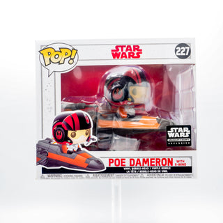 * Funko Pop! Poe Dameron with X-Wing 227 – Smuggler's Bounty Exclusive