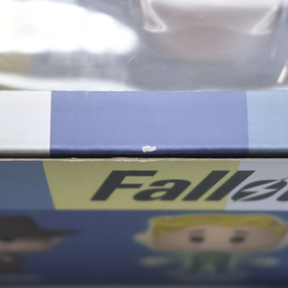 * Funko Vynl. Mysterious Stranger & Adamantium Skeleton Glow in the Dark