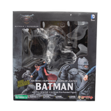 * Kotobukiya ArtFx+ Batman V Superman: Dawn Of Justice  1/10 Scale (9") Statue - Batman