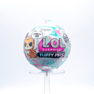* LOL Surprise Fluffy Pets Winter Disco