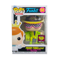 Freddy Funko as Macho Man Randy Savage SE - Blacklight Battle /2000 Made