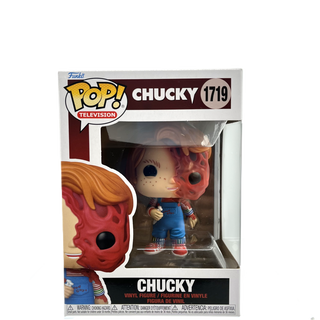 * Funko Pop! Chucky, Chucky 1719 Vinyl Figure in Popshield Protector
