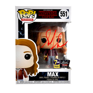 * Signature Series Sadie Sink Signed Pop – Max (Stranger Things) 551 /15 pieces