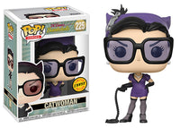 Catwoman (Purple, Bombshells) 225  **Chase** [Damaged: 7.5/10]